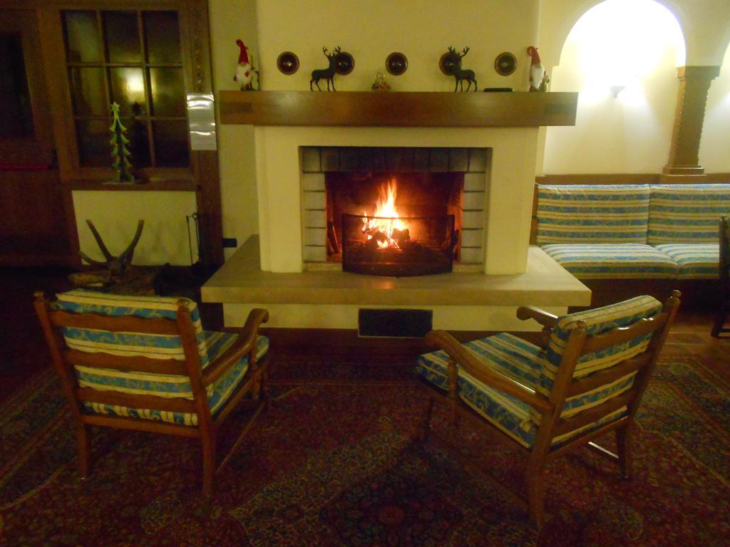 Park Hotel Miramonti Folgaria Bagian luar foto